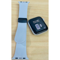 Apple Watch SE 40mm GPS Silver Aluminium 99% Battery Health