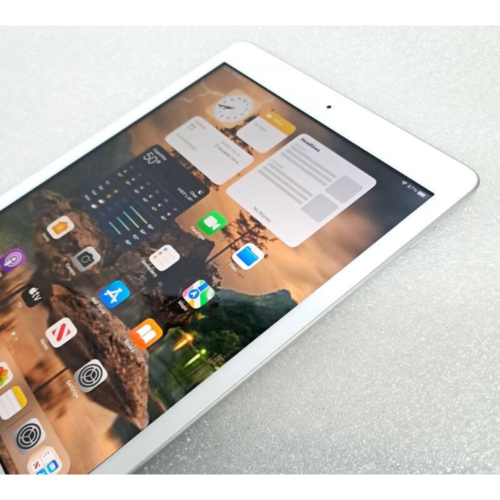 Apple iPad 5th Gen Wi-Fi 32GB – Silver - Image 4